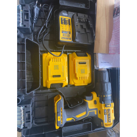 Безщітковий комбінований дриль DeWalt XR 18V, 2 акумулятори по 2.0Ah, кейс TSTAK, професійний та універсальний