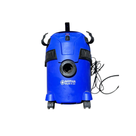 Nilfisk Multi II 22 wet vacuum cleaner with filter warning