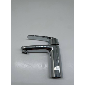 Grünblatt low-pressure washbasin tap design