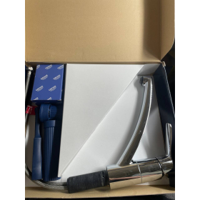 Grifo de cocina GROHE Start, caño bajo con sistema de ahorro de agua y de instalación rápida.