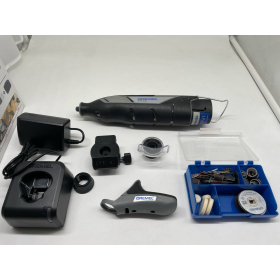 Аккумуляторный многофункциональный инструмент Dremel 8240 12 В с принадлежностями