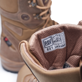 Botas tácticas de combate de invierno PAV 801 color coyote
