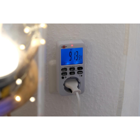 Brennenstuhl Comfort-Line Digital Weekly Timer/Programmable Digital Timer Socket (Weekly Timer, Countdown function, Socket with Contact Protection) White