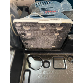 Cordless eccentric sander from Bosch