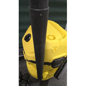 Kärcher WD 2-18 wet and dry vacuum cleaner with blower function, 12L container