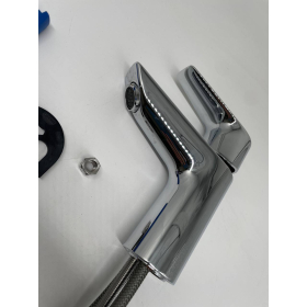 Grifo monomando para lavabo GROHE, cromado