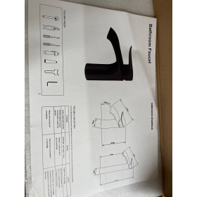 Grifo monomando blanco para lavabo con efecto cascada, fabricado en latón.