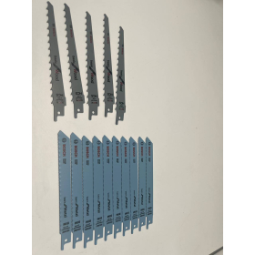 Juego de 15 hojas de sierra recíproca Bosch Professional para madera y metal.