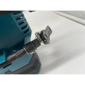 Compresor inalámbrico Makita DMP181Z LXT (sin batería ni cargador)