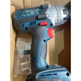 Taladro atornillador de impacto inalámbrico Bosch Professional GSB 18V-110 C