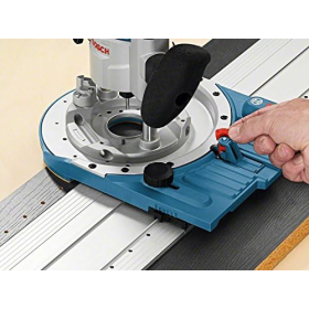 Paquete de accesorios del sistema profesional de Bosch FSN OFA 32 KIT 800 (incluye carril guía con patrón de orificios, adaptador de carril guía, 2 abrazaderas, adaptador adicional)