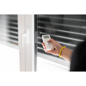 Interruptor temporizador inalámbrico Schellenberg Smart Home Premium de 5 canales para persianas enrollables, luces y enchufes.