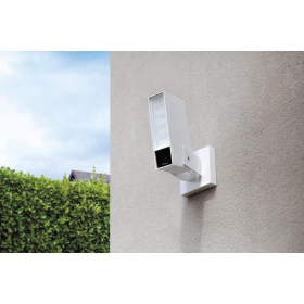 Netatmo NOC-SW-DE smart outdoor surveillance camera with 105 dB siren, Wi-Fi, and integrated lighting