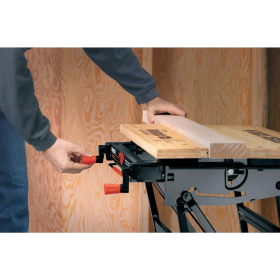 Banco de trabajo flexible Black+Decker WM825: gran superficie de trabajo, soporta hasta 250 kg