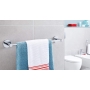 tesa EXXCELLENT toallero, cromado - toallero de baño para montaje en pared sin taladrar, incluida solución adhesiva - 500 mm x 50 mm x 85 mm