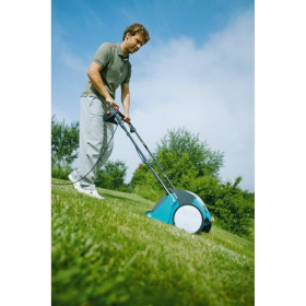 Аэратор для газона Gardena EVC 1000, 10,5 кг, черно-синий