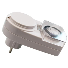 UNITEC Mini mechanical outdoor timer switch IP44 with 30-minute intervals