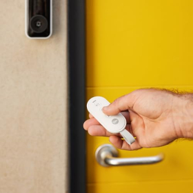 Yale AL-SK2-1A-EU Smart Alarm Starter Kit – Controls 4 security zones
