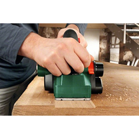 Рубанок Bosch PHO 2000 (680 Вт, ширина стругання: 82 мм, глибина пропилу: 0 – 2,0 мм, глибина фальца: 0 – 8 мм, з лезом рубанка, в картонній упаковці)