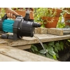 Gardena Garden Pump 3700/4 P Basic: зрошувальний насос з витратою 3700 л/год, потужністю 800 Вт, міцний завдяки валу з нержавіючої сталі, пластиковий корпус, можливе підключення спринклера (9015-47)