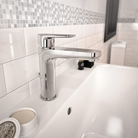 Ideal Standard kitchen tap for large basins