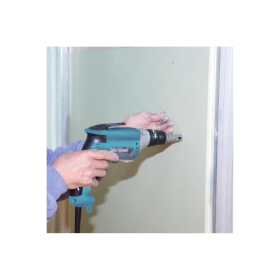 Makita FS6300 drywall screwdriver – powerful & compact