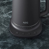 AEG K7-1-6BP kettle (7 temperature levels, 3-way safety switch-off, keep warm function, 1.7 liters, drip protection, easy cleaning, 360° base, anti-slip coating, LED display, gray):