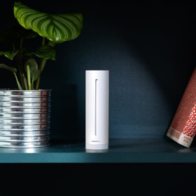Monitor inteligente de calidad del aire Netatmo con sensor de CO₂, temperatura y humedad.