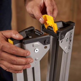 STANLEY STST81337 1 Klappbare Metall Arbeitsböcke 2 teilig