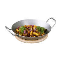 CHG Gourmet Set Servierbrett aus Buchenholz mit Eisenpfännchen Ø 20,5 cm