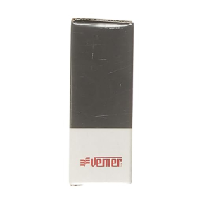VEMER VE718300 Termostato ambiente de pared para calefacción y aire acondicionado, pantalla LCD, teclado de 2 botones, funcionamiento con pilas, blanco